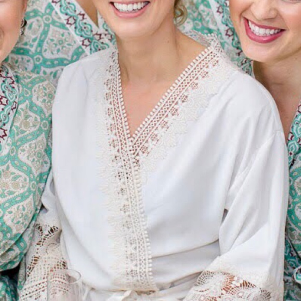 Bridal white robe BHLDN
